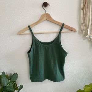 ARQ // Tank Top // Fern